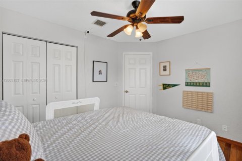 House in Pembroke Pines, Florida 3 bedrooms, 142.05 sq.m. № 2069417 - photo 30