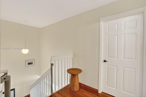 House in Pembroke Pines, Florida 3 bedrooms, 142.05 sq.m. № 2069417 - photo 19