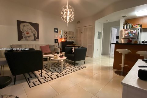 Copropriété à louer à Miami Beach, Floride: 1 chambre, 60.39 m2 № 2341198 - photo 16