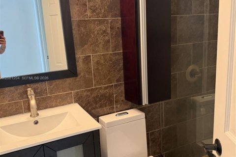 Copropriété à louer à Miami Beach, Floride: 1 chambre, 60.39 m2 № 2341198 - photo 12