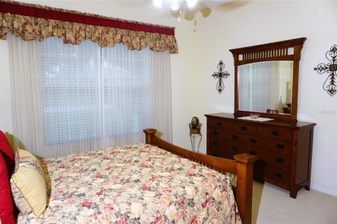 House in Land O' Lakes, Florida 4 bedrooms, 292.55 sq.m. № 2200693 - photo 23