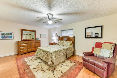 House in Sarasota, Florida 3 bedrooms, 169.45 sq.m. № 2099487 - photo 8