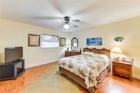 House in Sarasota, Florida 3 bedrooms, 169.45 sq.m. № 2099487 - photo 10