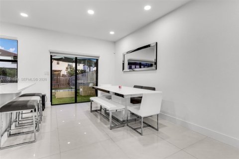 Купить виллу или дом в Хомстед, Флорида 3 спальни, 140.65м2, № 2025791 - фото 7