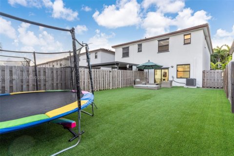 Купить виллу или дом в Хомстед, Флорида 3 спальни, 140.65м2, № 2025791 - фото 22