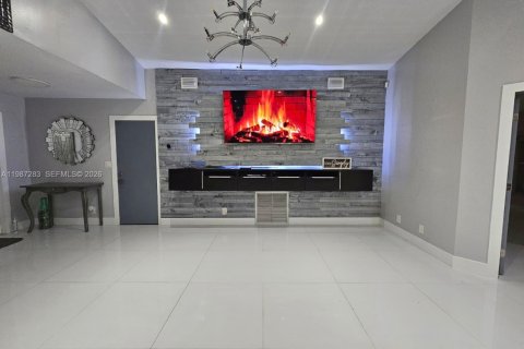 Купить виллу или дом в Майами, Флорида 3 спальни, 128.67м2, № 2050949 - фото 3