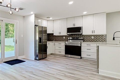 Casa en venta en Belleview, Florida, 3 dormitorios, 89.93 m2 № 2224593 - foto 17