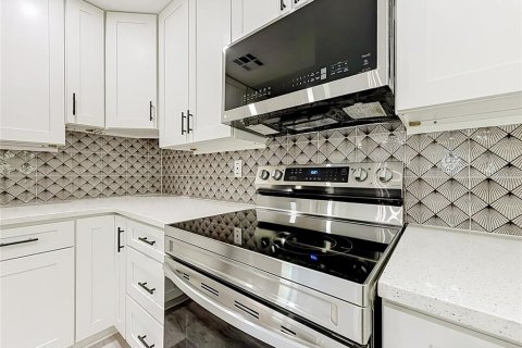 Casa en venta en Belleview, Florida, 3 dormitorios, 89.93 m2 № 2224593 - foto 23