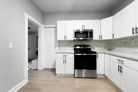 Villa ou maison à vendre à Lakeland, Floride: 3 chambres, 82.59 m2 № 2132090 - photo 10