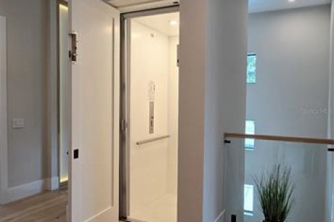 Купить виллу или дом в Сарасота, Флорида 11 комнат, 264.49м2, № 1342883 - фото 5