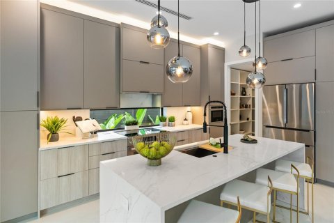 Купить виллу или дом в Сарасота, Флорида 11 комнат, 264.49м2, № 1342883 - фото 7