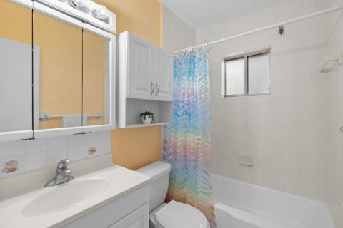 Condominio en venta en Fort Lauderdale, Florida, 1 dormitorio, 65.03 m2 № 2173473 - foto 17