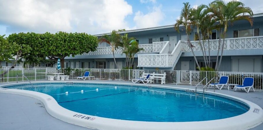 Condominio en Fort Lauderdale, Florida, 1 dormitorio  № 2173473
