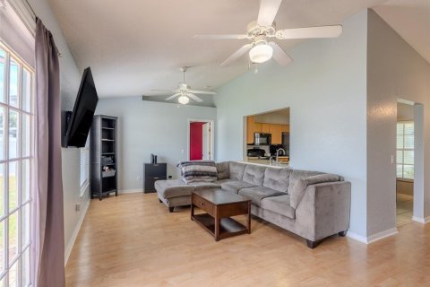 Casa en venta en Auburndale, Florida, 3 dormitorios, 114.27 m2 № 2211931 - foto 9