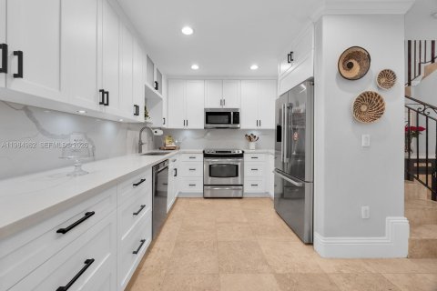 Купить таунхаус в Майами, Флорида 3 спальни, 157.38м2, № 2049658 - фото 5