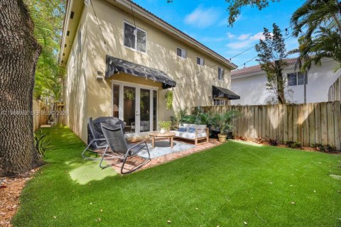 Купить таунхаус в Майами, Флорида 3 спальни, 157.38м2, № 2049658 - фото 19