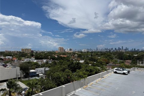 Copropriété à louer à Miami, Floride: 1 chambre, 69.68 m2 № 2249527 - photo 9