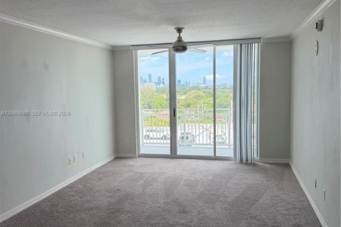 Condo à Miami, Floride, 1 chambre  № 2249527