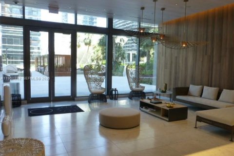 Condominio en alquiler en Miami, Florida, 2 dormitorios, 119.01 m2 № 2008000 - foto 24