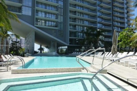 Condominio en alquiler en Miami, Florida, 2 dormitorios, 119.01 m2 № 2008000 - foto 27