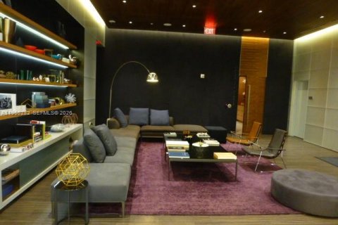 Condominio en alquiler en Miami, Florida, 2 dormitorios, 119.01 m2 № 2008000 - foto 22