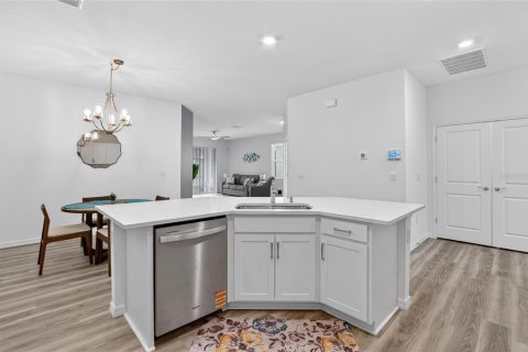 Villa ou maison à louer à Plant City, Floride: 3 chambres, 145.39 m2 № 2118241 - photo 16
