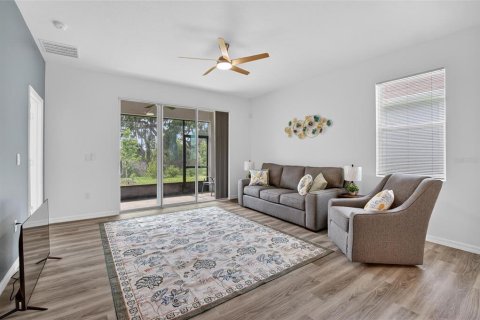 Villa ou maison à louer à Plant City, Floride: 3 chambres, 145.39 m2 № 2118241 - photo 7