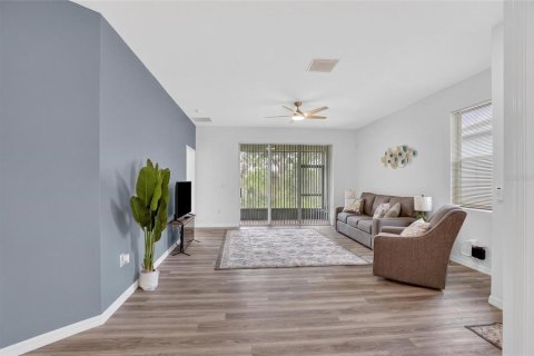 Villa ou maison à louer à Plant City, Floride: 3 chambres, 145.39 m2 № 2118241 - photo 8