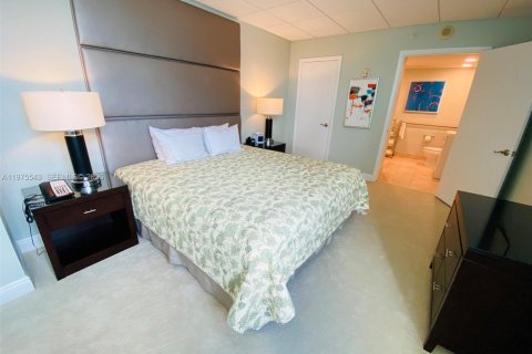 Hotel en venta en Fort Lauderdale, Florida, 1 dormitorio, 43.66 m2 № 2040221 - foto 22