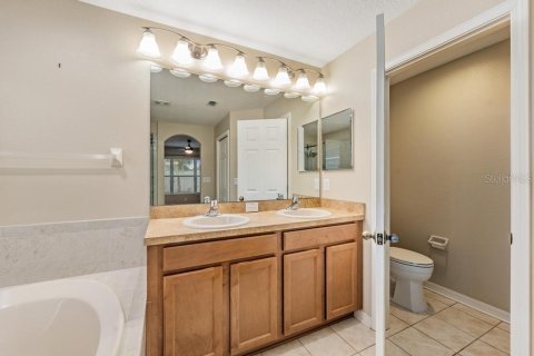 House in Riverview, Florida 3 bedrooms, 133.41 sq.m. № 2204767 - photo 12