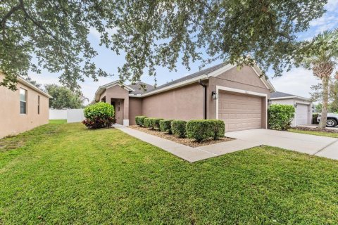 House in Riverview, Florida 3 bedrooms, 133.41 sq.m. № 2204767 - photo 2