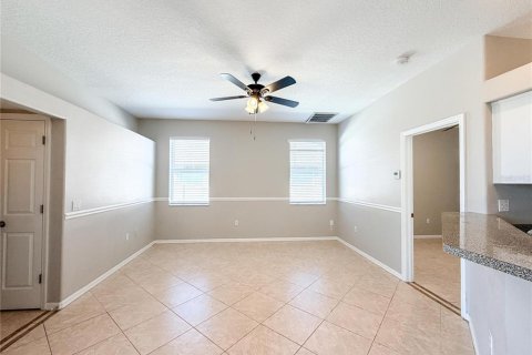 House in New Port Richey, Florida 3 bedrooms, 155.8 sq.m. № 2391589 - photo 22