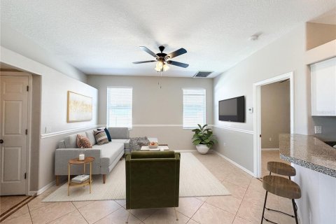 House in New Port Richey, Florida 3 bedrooms, 155.8 sq.m. № 2391589 - photo 21