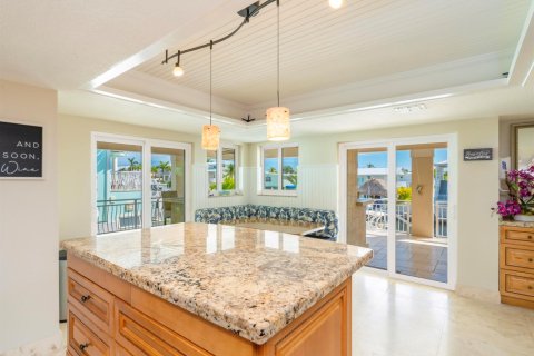 Casa en venta en Key Largo, Florida, 7 dormitorios, 374.58 m2 № 2274532 - foto 10