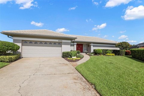 Купить виллу или дом в Сент-Питерсберг, Флорида 3 комнаты, 225.38м2, № 1916286 - фото 1