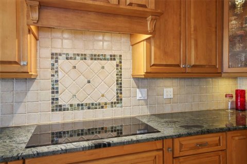 Купить виллу или дом в Сент-Питерсберг, Флорида 3 комнаты, 225.38м2, № 1916286 - фото 13