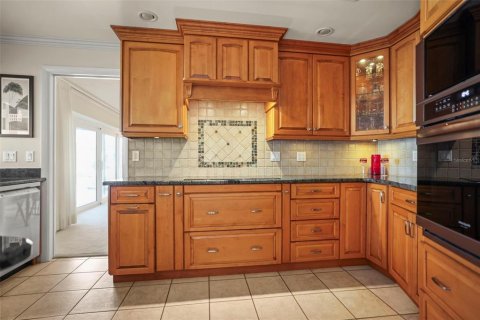 Купить виллу или дом в Сент-Питерсберг, Флорида 3 комнаты, 225.38м2, № 1916286 - фото 8