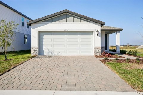 House in Palmetto, Florida 4 bedrooms, 149.29 sq.m. № 2116268