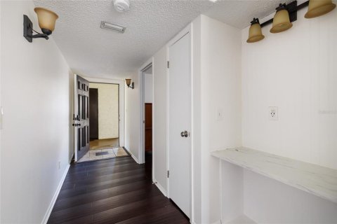 Condo in Clearwater, Florida, 2 bedrooms  № 2377892 - photo 3