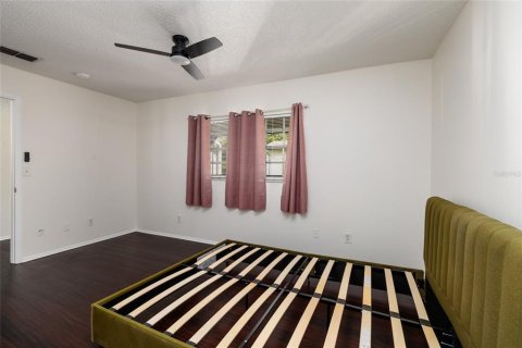Condo in Clearwater, Florida, 2 bedrooms  № 2377892 - photo 18