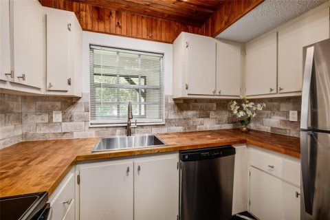Condo in Clearwater, Florida, 2 bedrooms  № 2377892 - photo 9