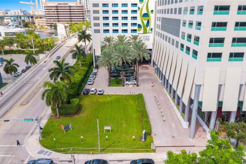 Copropriété à louer à Miami, Floride: 53.88 m2 № 2388386 - photo 27