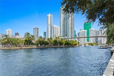 Copropriété à louer à Miami, Floride: 53.88 m2 № 2388386 - photo 22