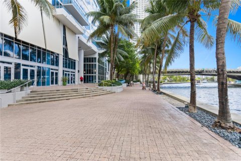 Copropriété à louer à Miami, Floride: 53.88 m2 № 2388386 - photo 11