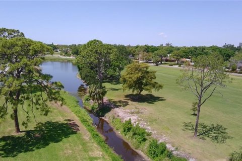 Copropriété à vendre à Saint Petersburg, Floride: 3 chambres, 105.91 m2 № 2148312 - photo 29
