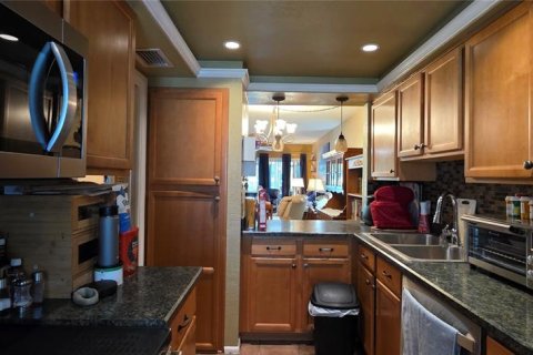Copropriété à vendre à Saint Petersburg, Floride: 3 chambres, 105.91 m2 № 2148312 - photo 6