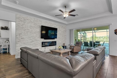 House in Riverview, Florida 5 bedrooms, 315.4 sq.m. № 2232975 - photo 23