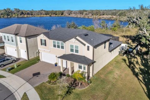 House in Riverview, Florida 5 bedrooms, 315.4 sq.m. № 2232975 - photo 3