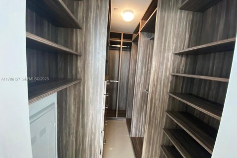 Condominio en venta en Miami, Florida, 2 dormitorios, 114.08 m2 № 2186229 - foto 11