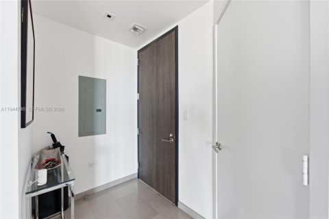 Copropriété à vendre à Miami, Floride: 3 chambres, 155.7 m2 № 2008513 - photo 2